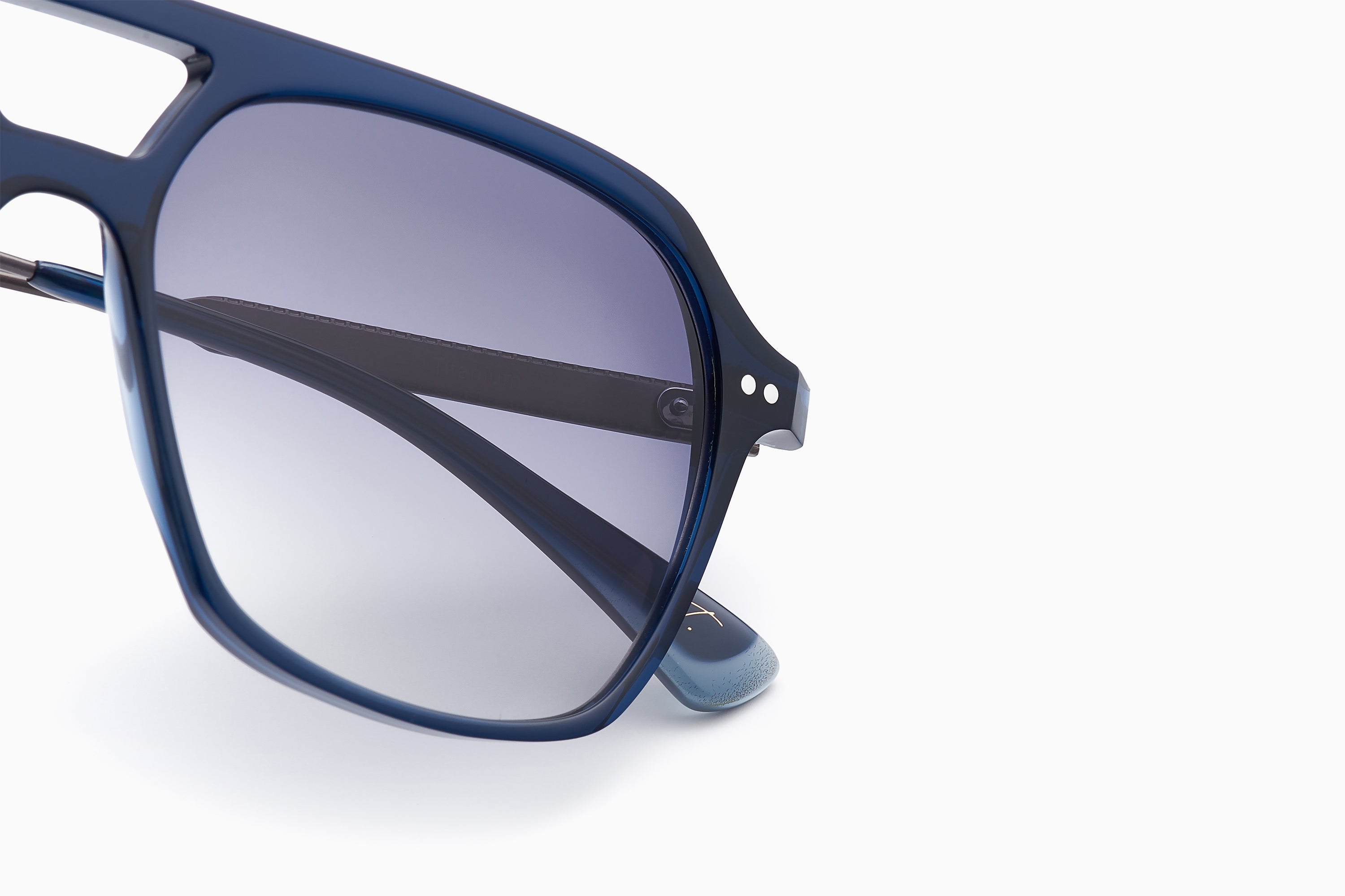 BLEU T2
